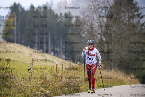 09.10.2020, xkvx, Biathlon, Deutschlandpokal Notschrei, Berglauf - weiblich, v.l. Lilli Bultmann