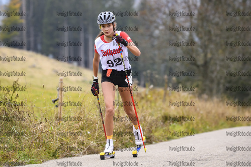 09.10.2020, xkvx, Biathlon, Deutschlandpokal Notschrei, Berglauf - weiblich, v.l. Pauline Luidl