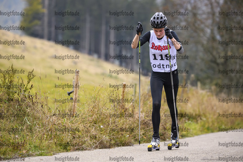 09.10.2020, xkvx, Biathlon, Deutschlandpokal Notschrei, Berglauf - weiblich, v.l. Aenne Gerlach
