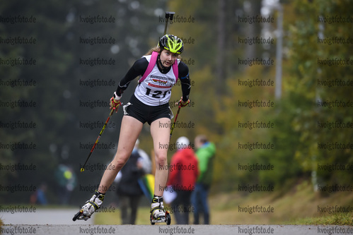 10.10.2020, xkvx, Biathlon, Deutschlandpokal Notschrei, Sprint - weiblich, v.l. Carina Gutmann