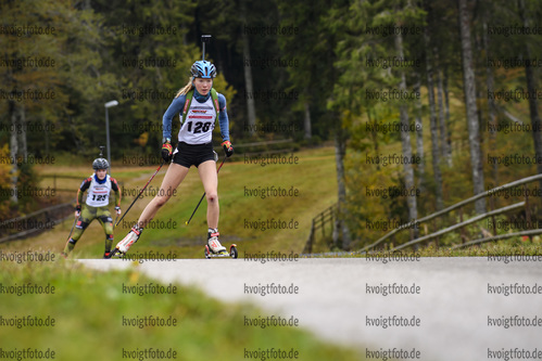 10.10.2020, xkvx, Biathlon, Deutschlandpokal Notschrei, Sprint - weiblich, v.l. Annika Stichling