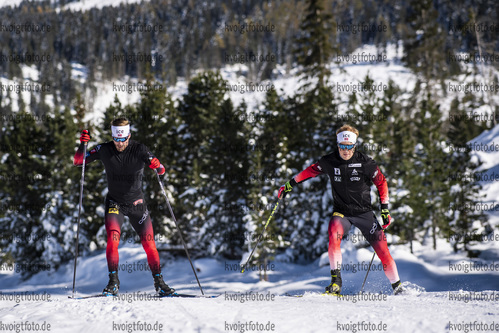 14.10.2020, xkvx, Biathlon Training - Passo di Lavaze, v.l. Erlend Bjoentegaard (Norway), Johannes Dale (Norway)  