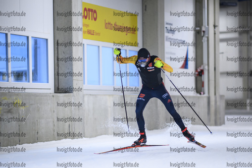 26.10.2020, xkvx, Wintersport - Biathlon Training Oberhof - Skihalle, v.l. Lucas Fratzscher (Germany)