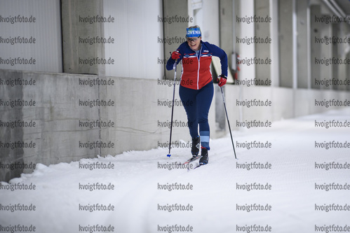 27.10.2020, xkvx, Wintersport - Biathlon Training Oberhof - Skihalle, v.l. Heike Luck