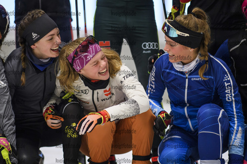 27.10.2020, xkvx, Biathlon NK2 Testwettkampf Oberhof - Skihalle, v.l. Sophia Weiss (Germany), Charlotte Gallbronner (Germany) und Marlene Fichtner (Germany)