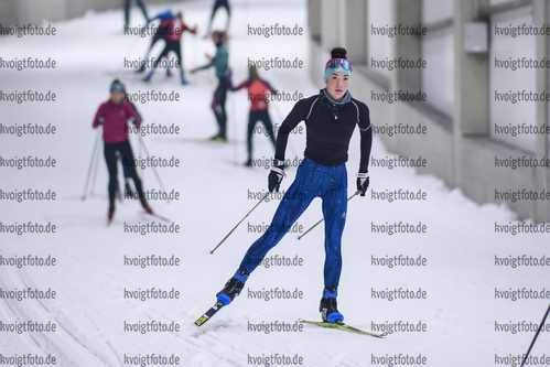 27.10.2020, xkvx, Wintersport - Biathlon Training Oberhof - Skihalle, v.l. Langlauf