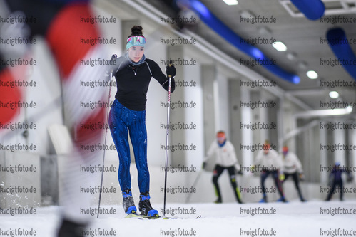 27.10.2020, xkvx, Wintersport - Biathlon Training Oberhof - Skihalle, v.l. 