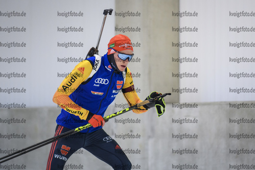 29.10.2020, xkvx, Wintersport - Biathlon Training Oberhof - Skihalle, v.l. Benedikt Doll (Germany)