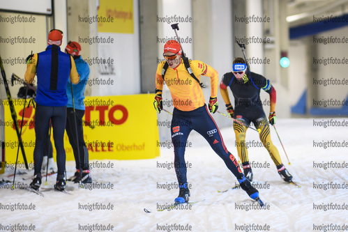 05.11.2020, xkvx, Wintersport - Biathlon Training Oberhof - Skihalle, v.l. Simon Kaiser (Germany)