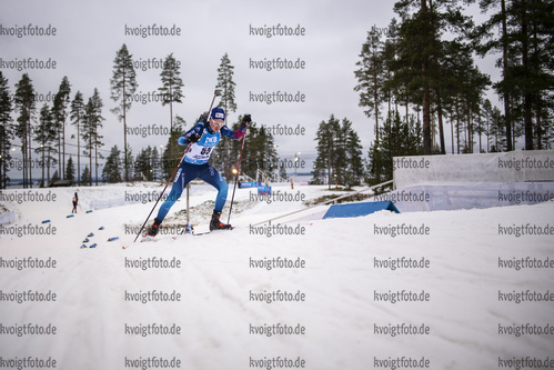 28.11.2020, xkvx, Biathlon IBU Weltcup Kontiolahti, Einzel Herren, v.l. Sebastian Stalder (Switzerland) in aktion / in action competes