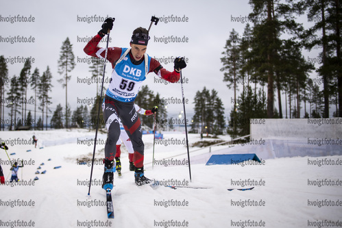 28.11.2020, xkvx, Biathlon IBU Weltcup Kontiolahti, Einzel Herren, v.l. Roberts Slotins (Latvia) in aktion / in action competes