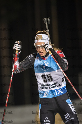 28.11.2020, xkvx, Biathlon IBU Weltcup Kontiolahti, Einzel Damen, v.l. Julia Schwaiger (Austria) in aktion / in action competes