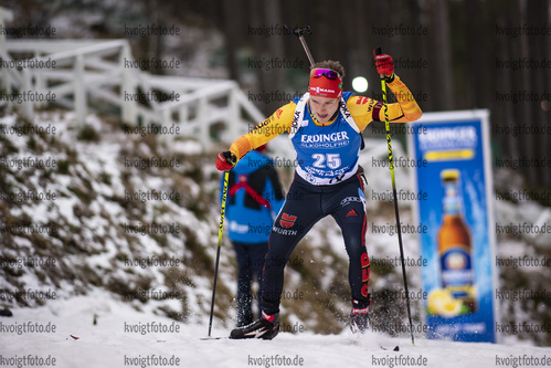 29.11.2020, xkvx, Biathlon IBU Weltcup Kontiolahti, Sprint Herren, v.l. Benedikt Doll (Germany) in aktion / in action competes