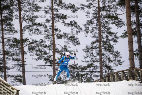 29.11.2020, xkvx, Biathlon IBU Weltcup Kontiolahti, Sprint Herren, v.l. Olli Hiidensalo (Finland) in aktion / in action competes