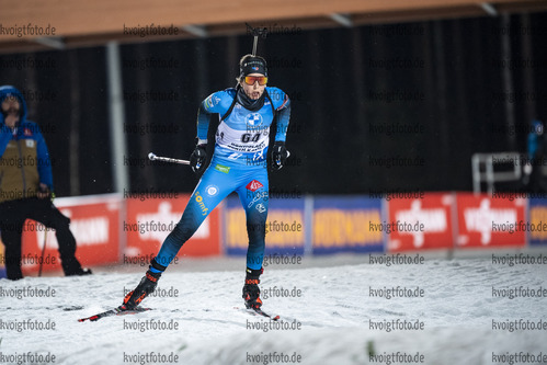 29.11.2020, xkvx, Biathlon IBU Weltcup Kontiolahti, Sprint Damen, v.l. Chloe Chevalier (France) in aktion / in action competes