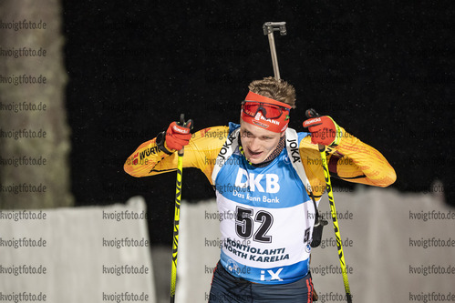 03.12.2020, xkvx, Biathlon IBU Weltcup Kontiolahti, Sprint Herren, v.l. Benedikt Doll (Germany) in aktion / in action competes
