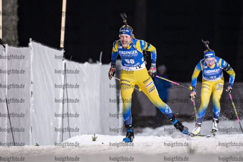 03.12.2020, xkvx, Biathlon IBU Weltcup Kontiolahti, Sprint Damen, v.l. Elvira Oeberg (Sweden) in aktion / in action competes