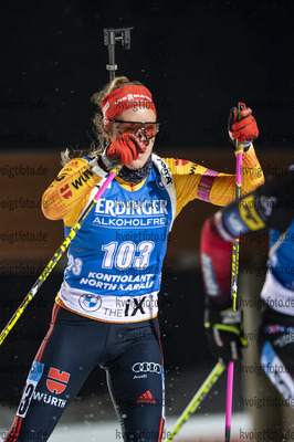 03.12.2020, xkvx, Biathlon IBU Weltcup Kontiolahti, Sprint Damen, v.l. Sophia Schneider (Germany) in aktion / in action competes