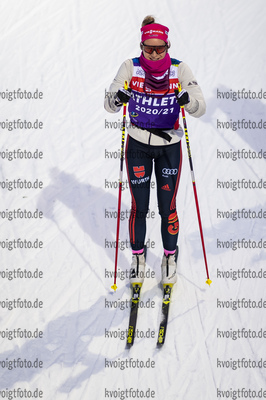 04.12.2020, xkvx, Biathlon IBU Weltcup Kontiolahti, Training Damen und Herren, v.l. Sophia Schneider (Germany) in aktion / in action competes