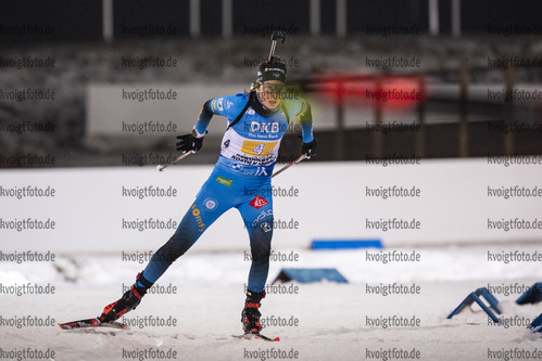 05.12.2020, xkvx, Biathlon IBU Weltcup Kontiolahti, Staffel Damen, v.l. Chloe Chevalier (France) in aktion / in action competes