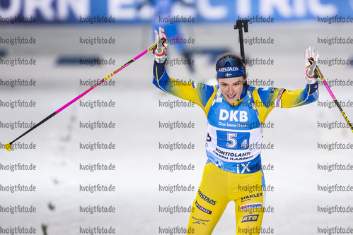 05.12.2020, xkvx, Biathlon IBU Weltcup Kontiolahti, Staffel Damen, v.l. Hanna Oeberg (Sweden) gewinnt die Goldmedaille / wins the gold medal