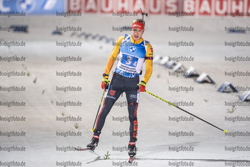 06.12.2020, xkvx, Biathlon IBU Weltcup Kontiolahti, Staffel Herren, v.l. Benedikt Doll (Germany) im Ziel / in the finish