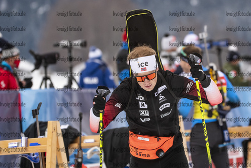 15.12.2020, xkvx, Biathlon IBU Weltcup Hochfilzen, Training Damen und Herren, v.l. Johannes Dale (Norway)  / 