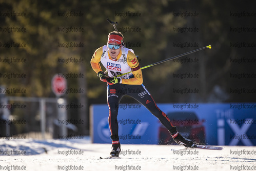 17.12.2020, xkvx, Biathlon IBU Weltcup Hochfilzen, Sprint Herren, v.l. Benedikt Doll (Germany) in aktion / in action competes
