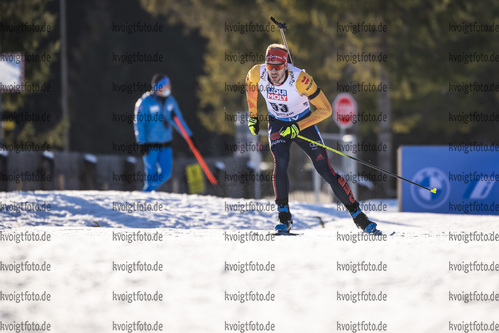 17.12.2020, xkvx, Biathlon IBU Weltcup Hochfilzen, Sprint Herren, v.l. Arnd Peiffer (Germany) in aktion / in action competes