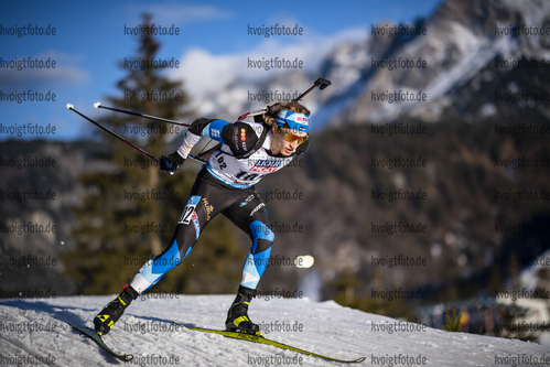 17.12.2020, xkvx, Biathlon IBU Weltcup Hochfilzen, Sprint Herren, v.l. Kristo Siimer (Estonia) in aktion / in action competes