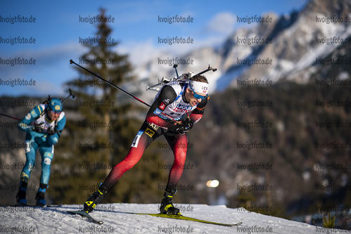 17.12.2020, xkvx, Biathlon IBU Weltcup Hochfilzen, Sprint Herren, v.l. Tarjei Boe (Norway) in aktion / in action competes