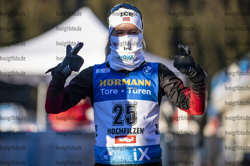 18.12.2020, xkvx, Biathlon IBU Weltcup Hochfilzen, Sprint Damen, v.l. Tiril Eckhoff (Norway) nach dem Rennen / after the competition