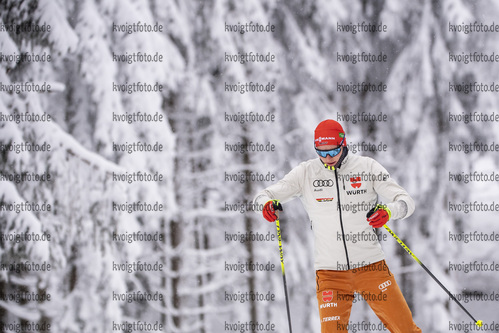 07.01.2020, xkvx, Biathlon IBU Weltcup Oberhof, Training Damen und Herren, v.l. Benedikt Doll (Germany) in aktion / in action competes
