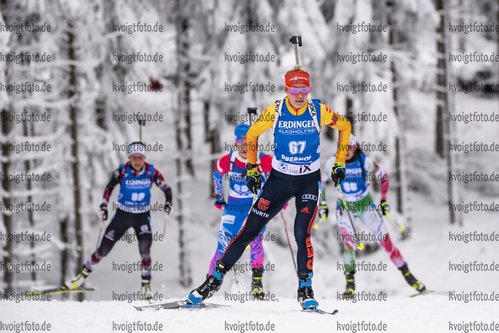 08.01.2020, xkvx, Biathlon IBU Weltcup Oberhof, Sprint Damen, v.l. Maren Hammerschmidt (Germany) in aktion / in action competes