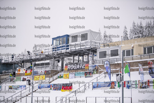08.01.2020, xkvx, Biathlon IBU Weltcup Oberhof, Sprint Damen, v.l.  Fanclub Banner / Fanclub Banner