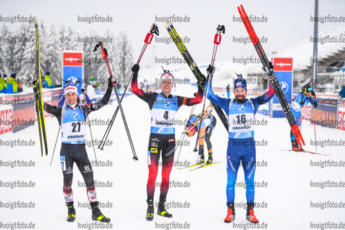 17.01.2020, xkvx, Biathlon IBU Weltcup Oberhof, Massenstart Herren, v.l. Felix Leitner (Austria), Tarjei Boe (Norway) und Benjamin Weger (Switzerland)  / 