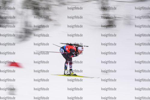 17.01.2020, xkvx, Biathlon IBU Weltcup Oberhof, Massenstart Damen, v.l. Julia Schwaiger (Austria)  / 