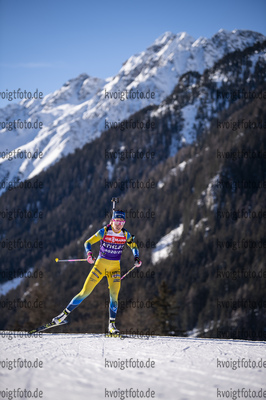 19.01.2021, xkvx, Biathlon IBU Weltcup Antholz, Training Damen und Herren, v.l. Bettina Hoegberg (Sweden)  / 