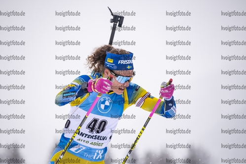 21.01.2021, xkvx, Biathlon IBU Weltcup Antholz, Einzel Damen, v.l. Hanna Oeberg (Sweden)  / 