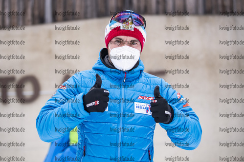 22.01.2021, xkvx, Biathlon IBU Weltcup Antholz, Einzel Herren, v.l. Alexander Loginov (Russia)  / 