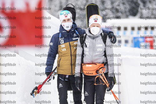 22.01.2021, xkvx, Biathlon IBU Weltcup Antholz, Einzel Herren, v.l. Erlend Bjoentegaard (Norway) und Johannes Dale (Norway)  / 