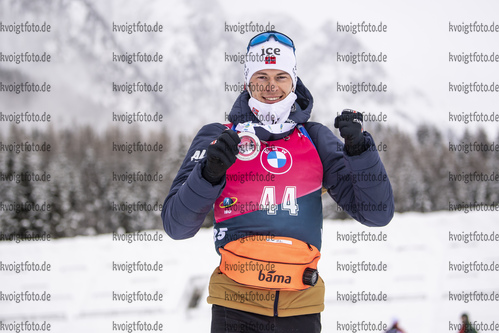 22.01.2021, xkvx, Biathlon IBU Weltcup Antholz, Einzel Herren, v.l. Sturla Holm Laegreid (Norway)  / 