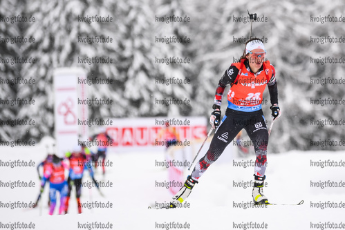 23.01.2021, xkvx, Biathlon IBU Weltcup Antholz, Massenstart Damen, v.l. Dunja Zdouc (Austria)  / 
