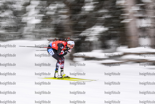 23.01.2021, xkvx, Biathlon IBU Weltcup Antholz, Massenstart Damen, v.l. Dunja Zdouc (Austria)  / 