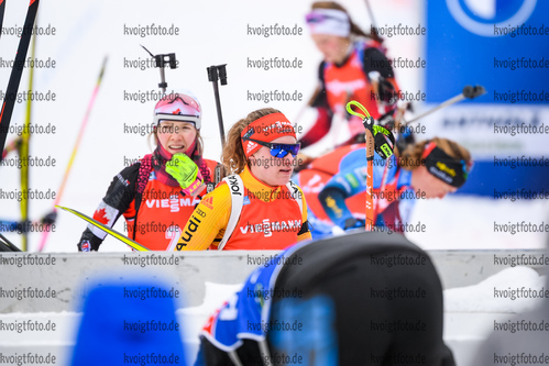 23.01.2021, xkvx, Biathlon IBU Weltcup Antholz, Massenstart Damen, v.l. Janina Hettich (Germany)  / 
