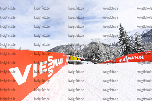 24.01.2021, xkvx, Biathlon IBU Weltcup Antholz, Staffel Damen, v.l.  Viessmann Werbung / Viessmann Advertising