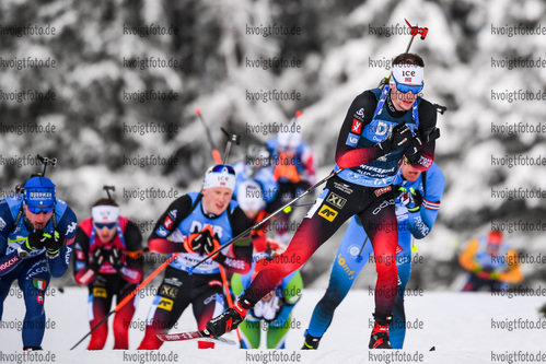 24.01.2021, xkvx, Biathlon IBU Weltcup Antholz, Massenstart Herren, v.l. Sturla Holm Laegreid (Norway)  / 