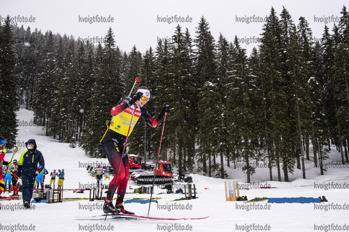09.02.2021, xkvx, Biathlon IBU World Championships Pokljuka, Training Damen und Herren, v.l. Sturla Holm Laegreid (Norway)  / 