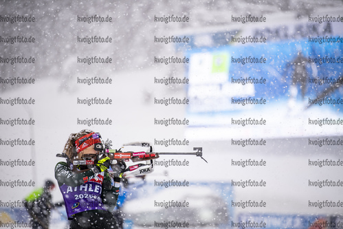 10.02.2021, xkvx, Biathlon IBU World Championships Pokljuka, Training Damen und Herren, v.l. Janina Hettich (Germany) in aktion am Schiessstand / at the shooting range