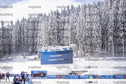 12.02.2021, xkvx, Biathlon IBU World Championships Pokljuka, Training Damen und Herren, v.l.  BMWiX / BMW Werbung / BMWiX / BMW Advertising